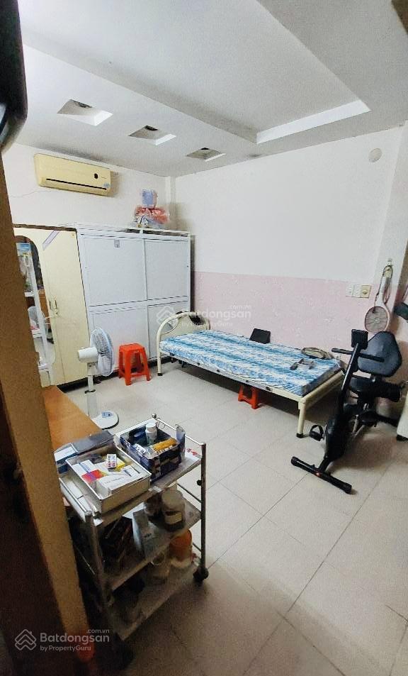 Ngay vòng xoay hàng xanhbình thạnh  dt (6x16m)  nhà 2 tầng tiện xây mới  chỉ nhỉnh 8 tỷ (tl).