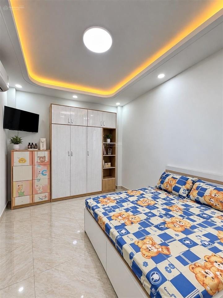Bán nhà 60m x 4 tầng  ngõ thông ô tô  giá 8 tỷ  mới đẹp vô ở ngay