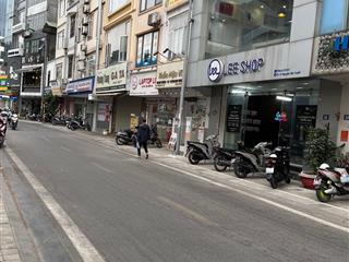 Cho thuê nhà 130m2 (35m² x 4 tầng) mặt đường nguyễn văn tuyết, giá 28 triệu/tháng, vỉa hè rộng