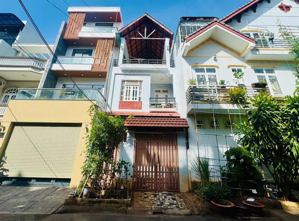 Chủ kẹt tiền bán gấp nhà 1t2l hoàng văn thụ p7 tpvt.khu bàn cờ  dân trí cao yên tĩnh  giá 9 tỷ tl