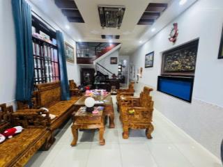 Chủ định cự  cần bán nhà 3 tầng lê phụng hiểu p8 tpvt  dt 90m2 nở hậu  hẻm oto.giá 9 tỷ