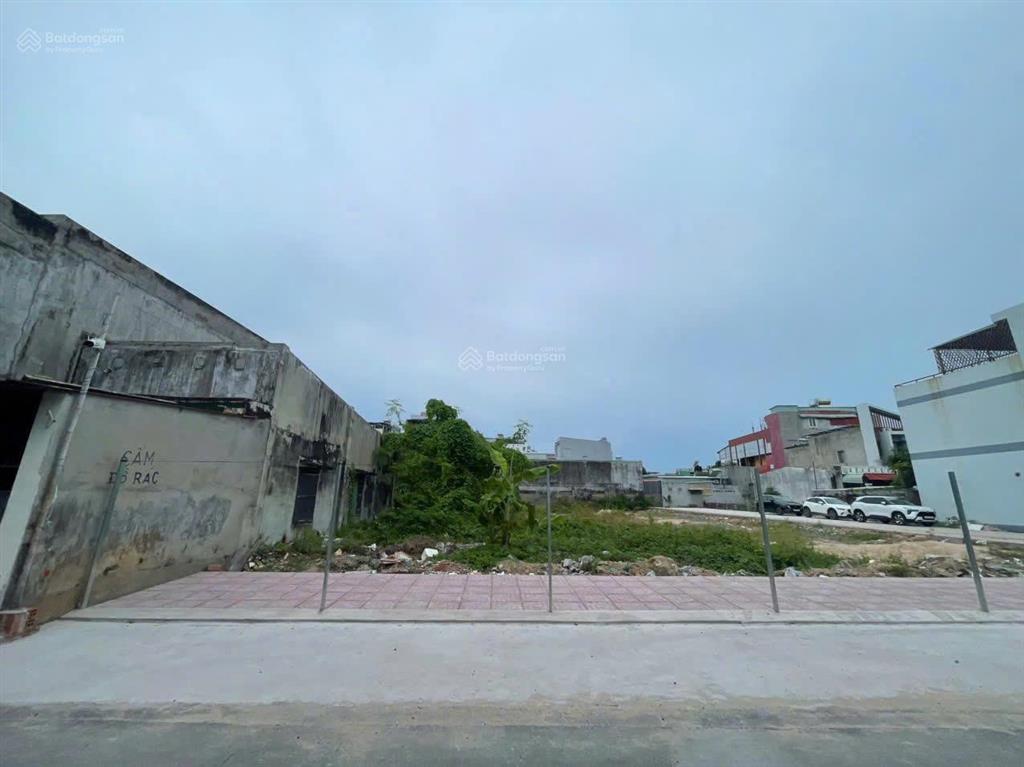 Bán đất trương công định tpvt  dt 90m2 (5,75 x 15,5) vuông vức. hẻm 2 ô tô. giá 7,3 tỷ