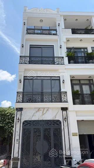 Nhà mới 5 phòng ngũ 6wc ngay khu tên lửa, xe hơi vào nhà.