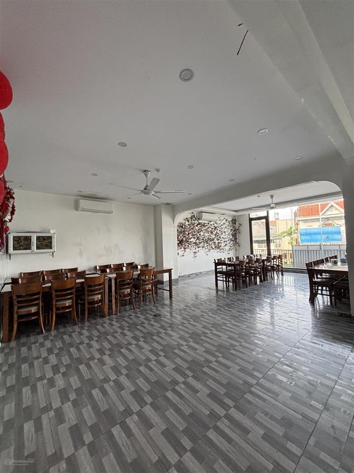 Bán nhanh nhà hàng hồng anh gần đền cửa ông vân đồn