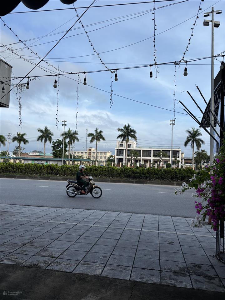 Bán nhanh nhà hàng hồng anh gần đền cửa ông vân đồn