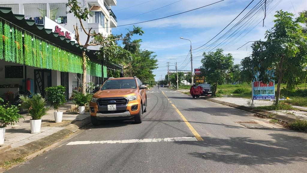 Bán đất tại trần văn quế, hòa hiệp nam, liên chiểu, đà nẵng, kẹp đường đi bộ 200m2 4,450 tỷ, 100 m2