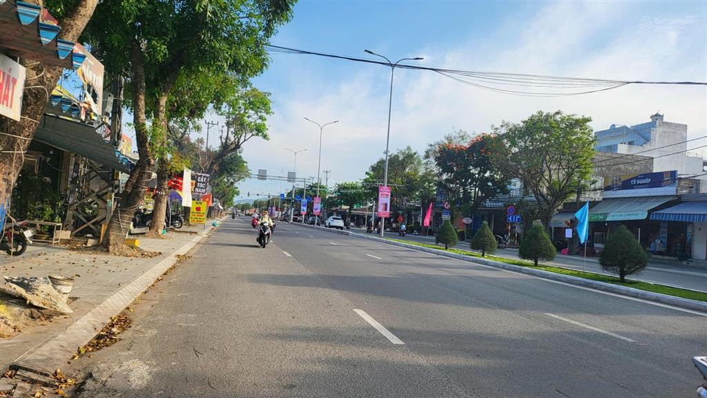 Bán đất đường rộng 15m. b1 hồng phước dt 100m2 sát chung cư giá 4 tỷ 400