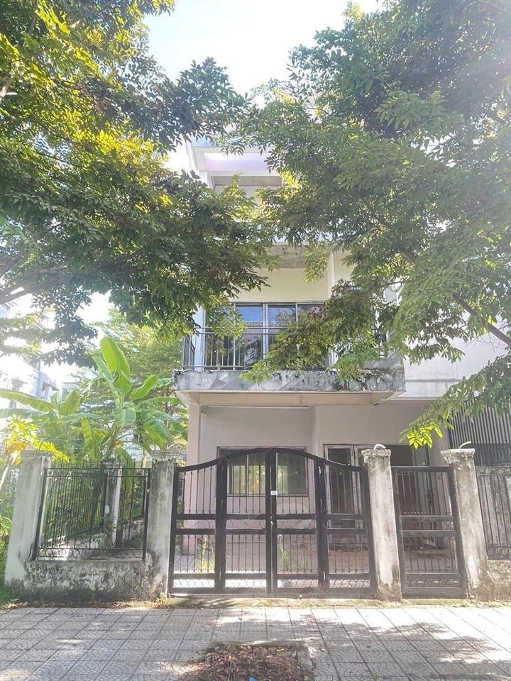 Bán nhà 3 tầng, 3 mặt tiền, view đẹp tại gami eco charm, 6,4 tỷ vnd, 160m2