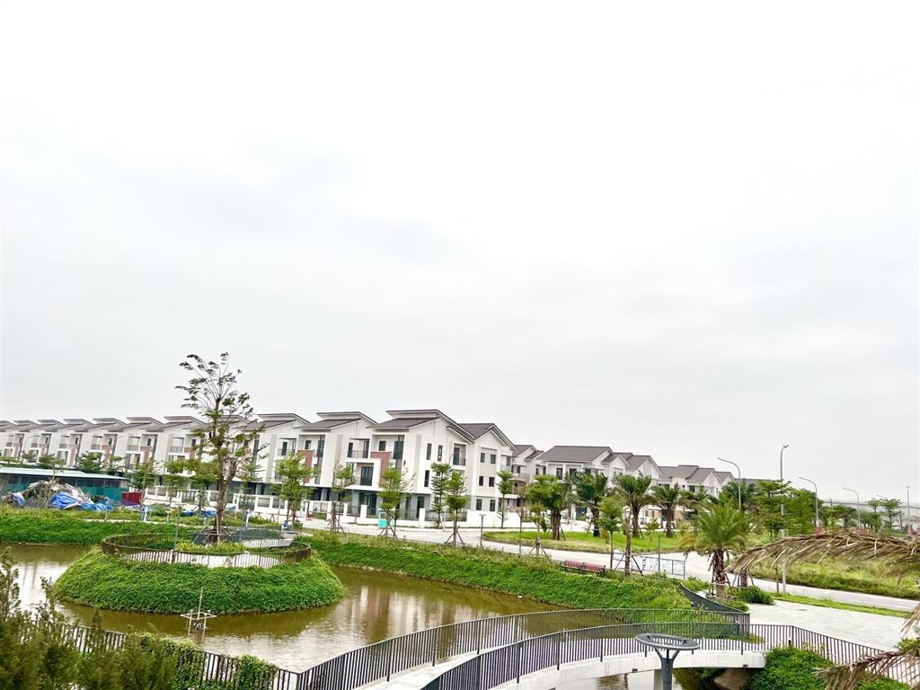 Shophouse centa riverside sh 4 căn áp góc 120m², 2 mặt tiền, hướng nam mát mẻ, giá chỉ 8,3 tỷ