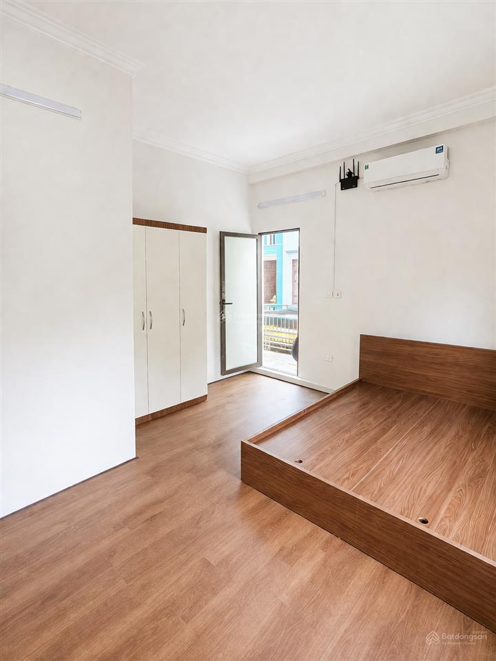 Cho thuê phòng trọ tại số 2 ngõ 58 ngách 3, trần bình, 3,8 triệu, 23m2, view đẹp, giá tốt