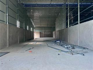 Cho thuê kho mới xây ngang 8m mặt tiền võ văn kiệt  lộ 40m