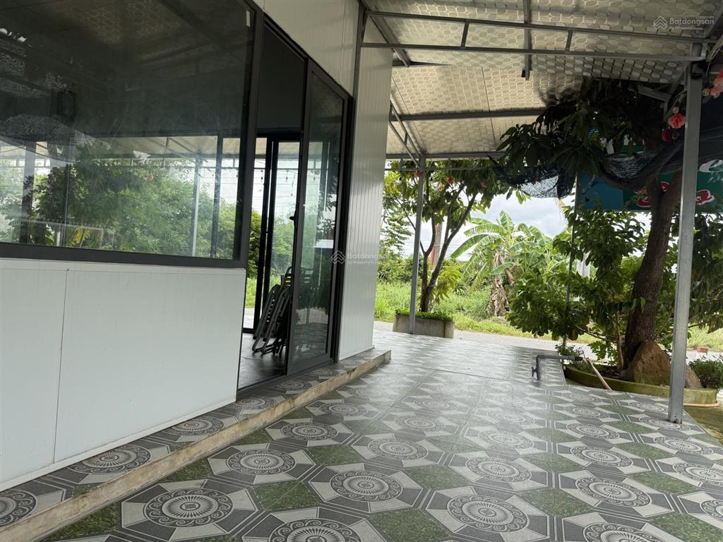 Nhà mới 2 mặt tiền, tiện ở và kinh doanh công ty, showroom