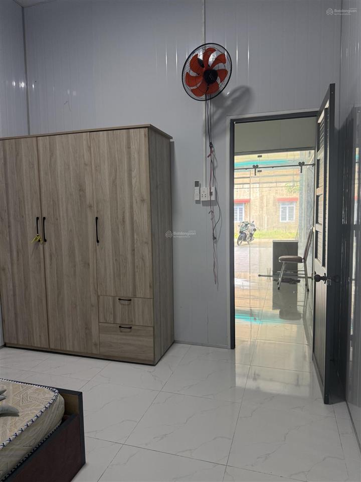 Nhà mới 2 mặt tiền, tiện ở và kinh doanh công ty, showroom