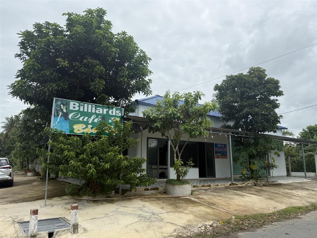 Nhà mới 2 mặt tiền, tiện ở và kinh doanh công ty, showroom