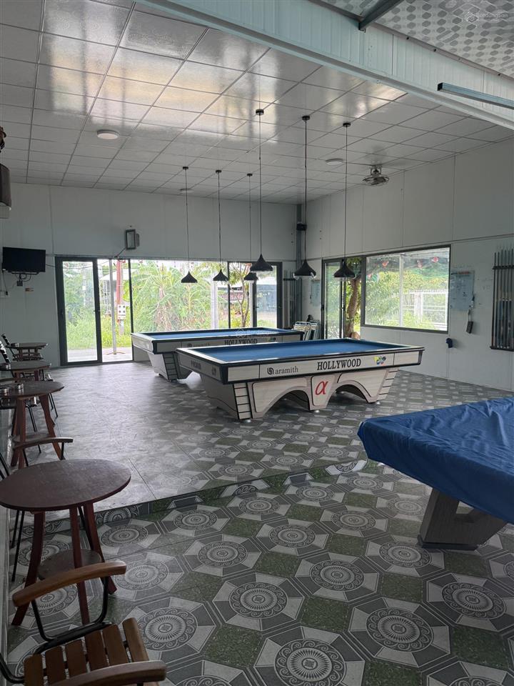 Sang quán cafe bida mặt bằng đẹp 2 mặt tiền, đầy đủ tiện nghi kinh doanh ngay khách ổn định