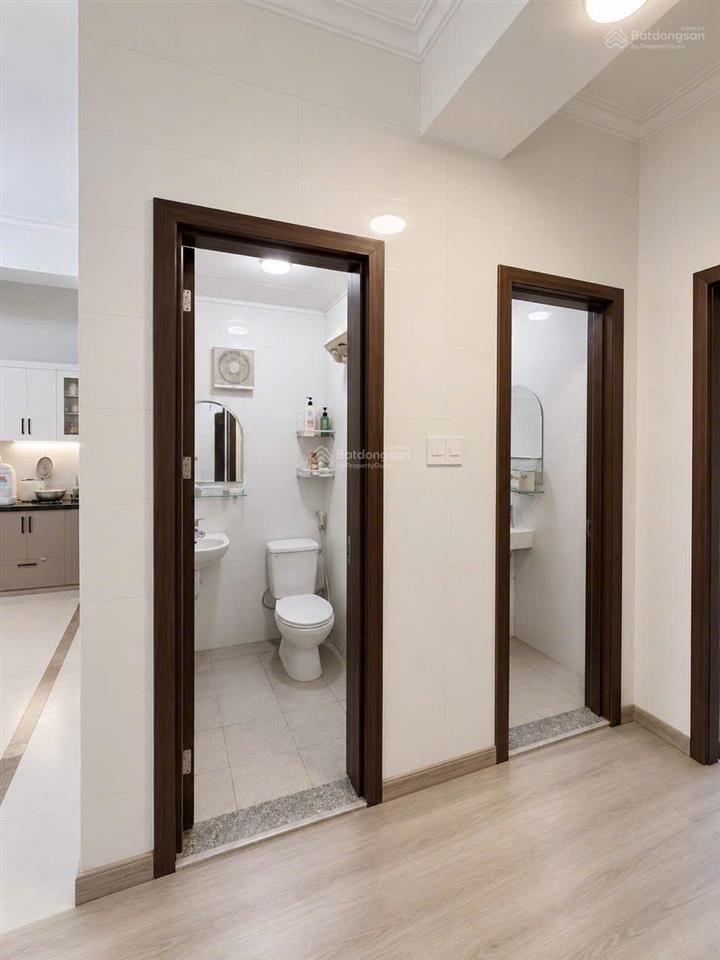 Bán căn hộ chung cư n2c hoàng minh giám, 75m2 3pn 2wc, nhà mới, view hồ, full nội thất, giá 6.95 tỷ