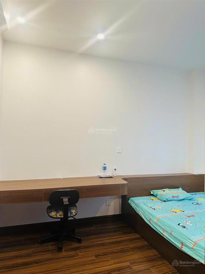 Cho thuê liền kề phố biển full nội thất 6 phòng ngủ khép kín có thang máy chỉ 20tr/th