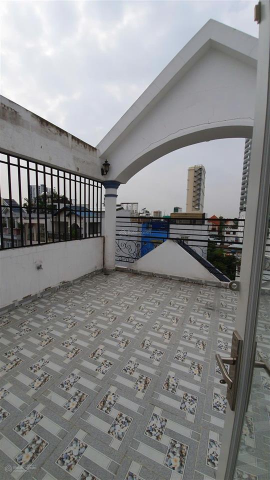 Bán nhà 5 tầng, 13,5 tỷ, đường hoàng quốc việt, phú thuận, q 7.
