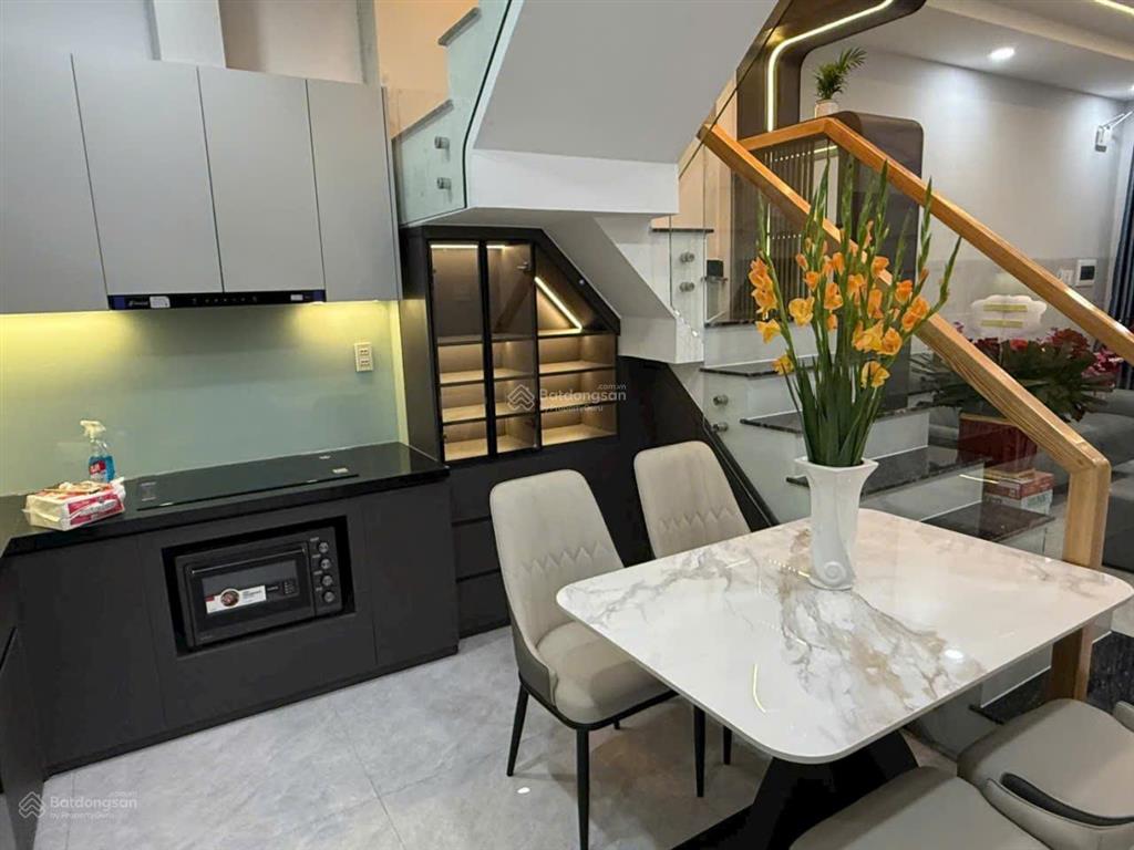 Bán nhà mt chợ sáng tân quy, q7, tp.hcm, 6,2 tỷ, 60m2
