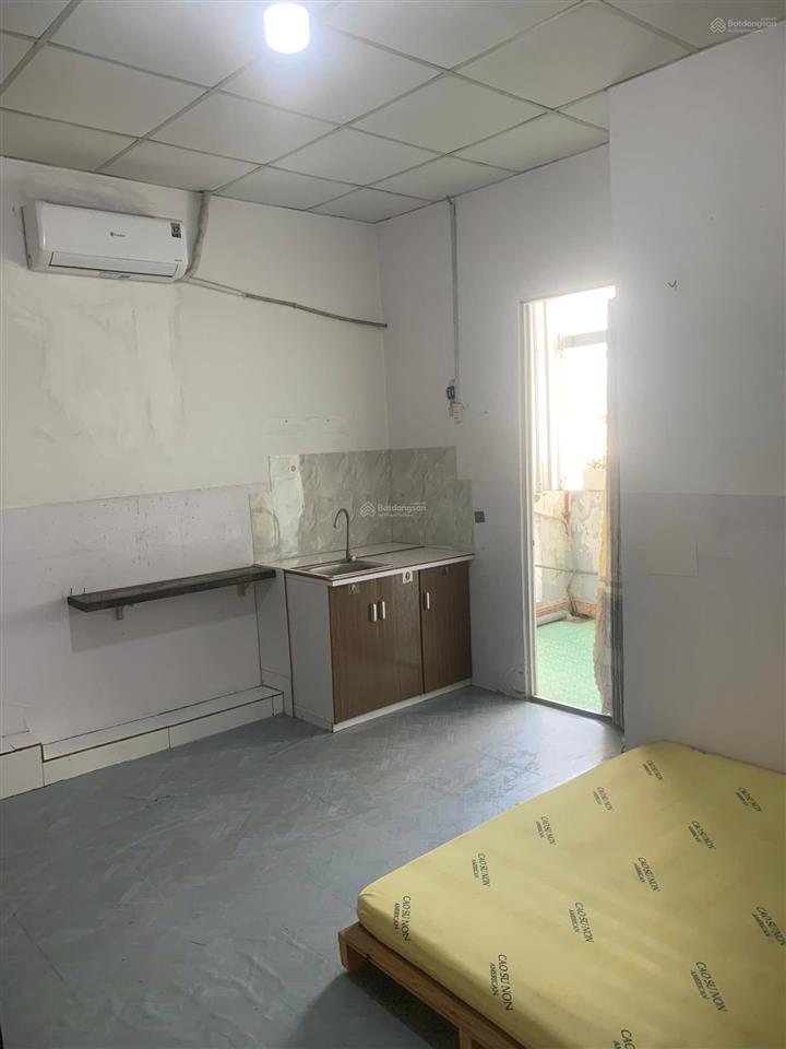 Phòng trọ nội thất cao cấp  ngay ngã ba đông quang full nt