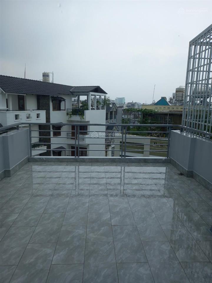 Nhà 2 mặt tiền thông 8m  cây trâm phường 9  4x20m  4 lầu. nhà có thang máy 23 triệu