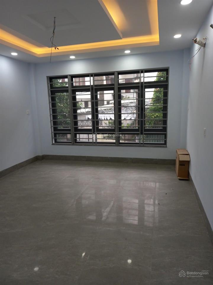 Nhà 2 mặt tiền thông 8m  cây trâm phường 9  4x20m  4 lầu. nhà có thang máy 23 triệu