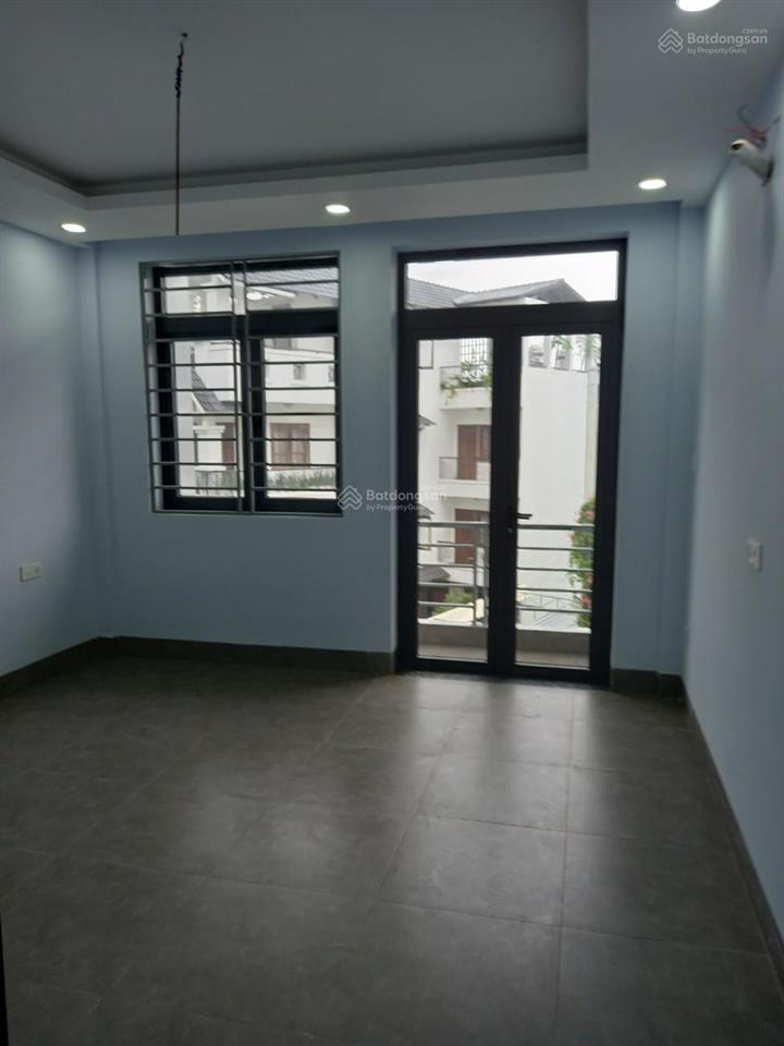 Nhà 2 mặt tiền thông 8m  cây trâm phường 9  4x20m  4 lầu. nhà có thang máy 23 triệu