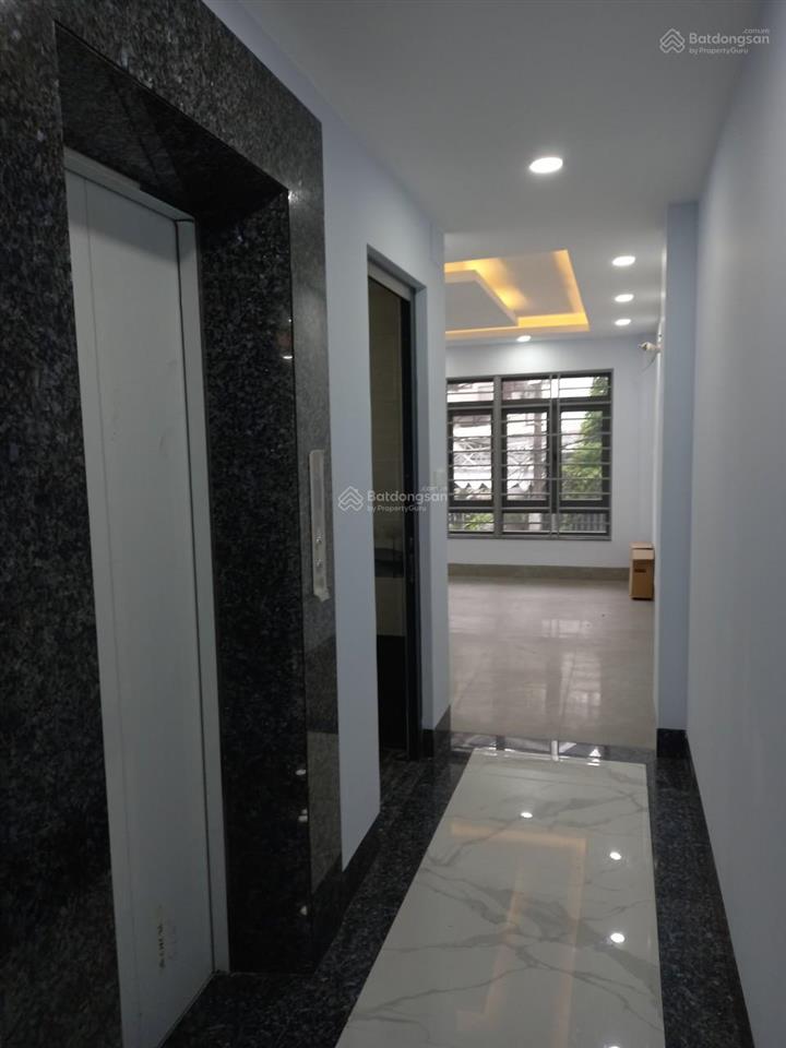 Nhà 2 mặt tiền thông 8m  cây trâm phường 9  4x20m  4 lầu. nhà có thang máy 23 triệu