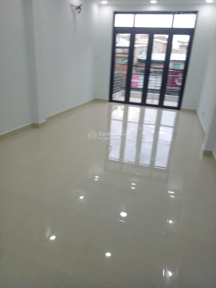 Nhà mặt tiềnđường nguyễn văn khối p9 diện tích 4x28m 2 lầu 6 phòng4wc 25 triệu/tháng