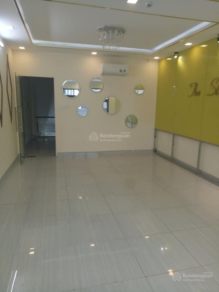 Nhà mặt tiềnđường nguyễn văn khối p9 diện tích 4x28m 2 lầu 6 phòng4wc 25 triệu/tháng