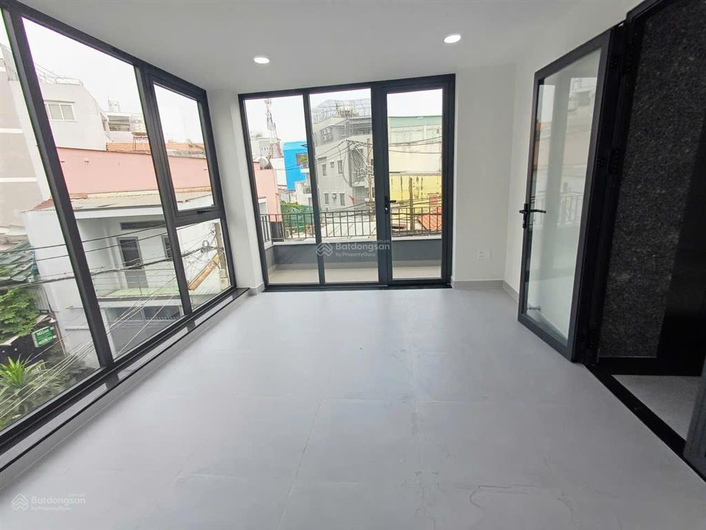 Tòa nhà mới xây góc 2 mặt tiền lê hoàng phái phường 17 dt 7x20m hầm 6 lầu9pn thang máy==60tr