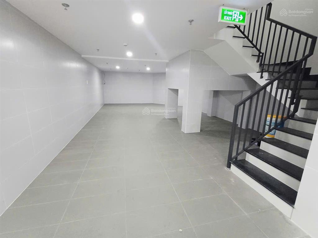 Tòa nhà mới xây góc 2 mặt tiền lê hoàng phái phường 17 dt 7x20m hầm 6 lầu9pn thang máy==60tr