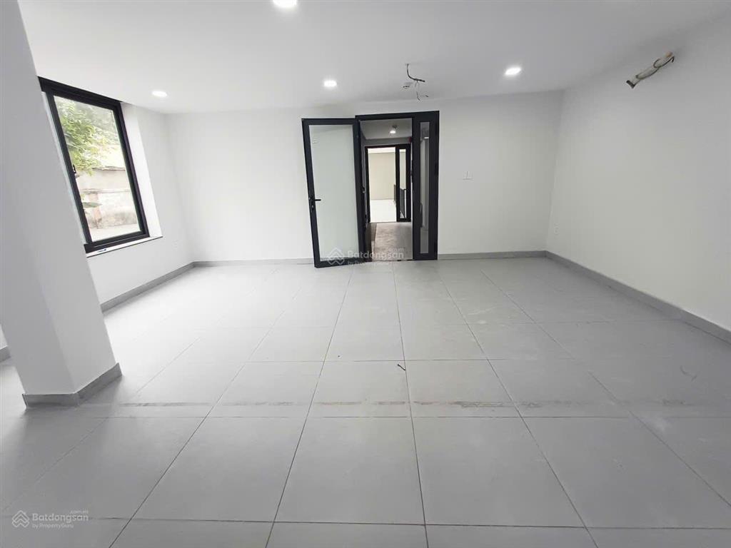 Tòa nhà mới xây góc 2 mặt tiền lê hoàng phái phường 17 dt 7x20m hầm 6 lầu9pn thang máy==60tr