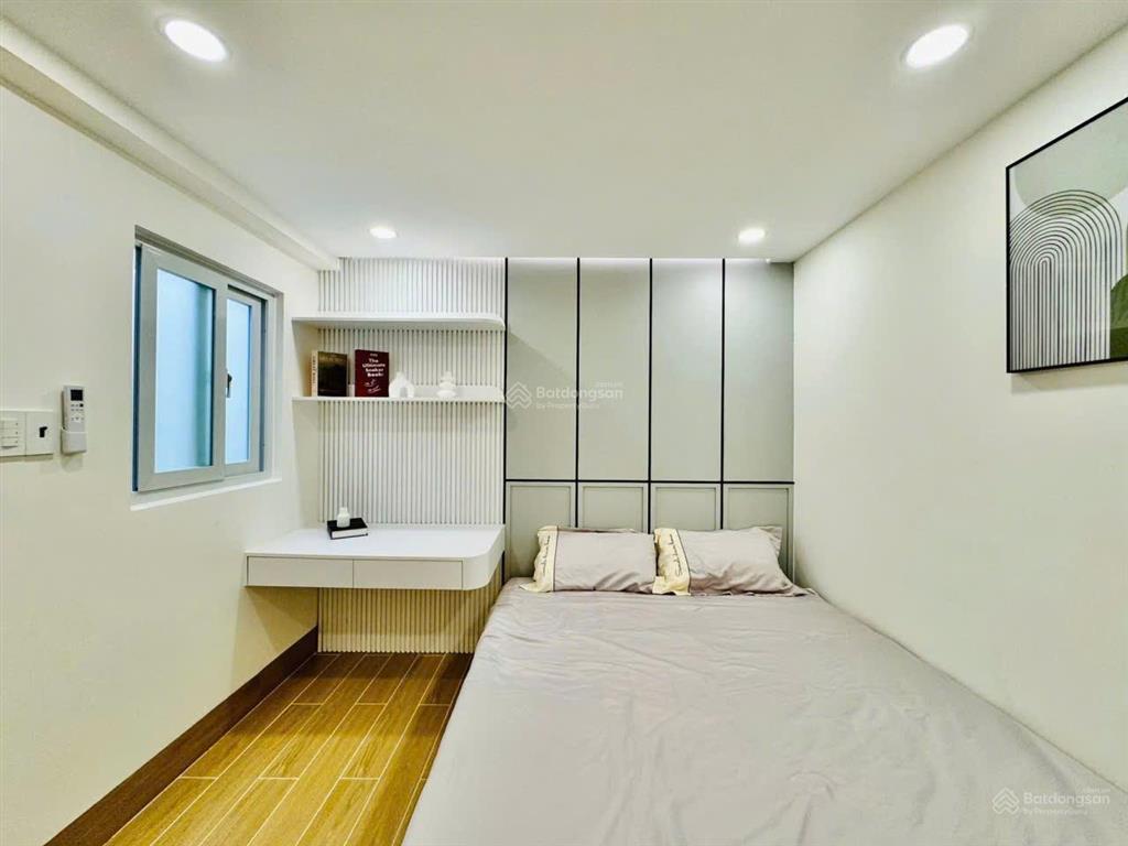 Nhà hẻm xe hơi thôngnguyễn văn khối phường 9diện tích 4m x 13m. 3 lầu3 phòng4wc7,4 tỷ