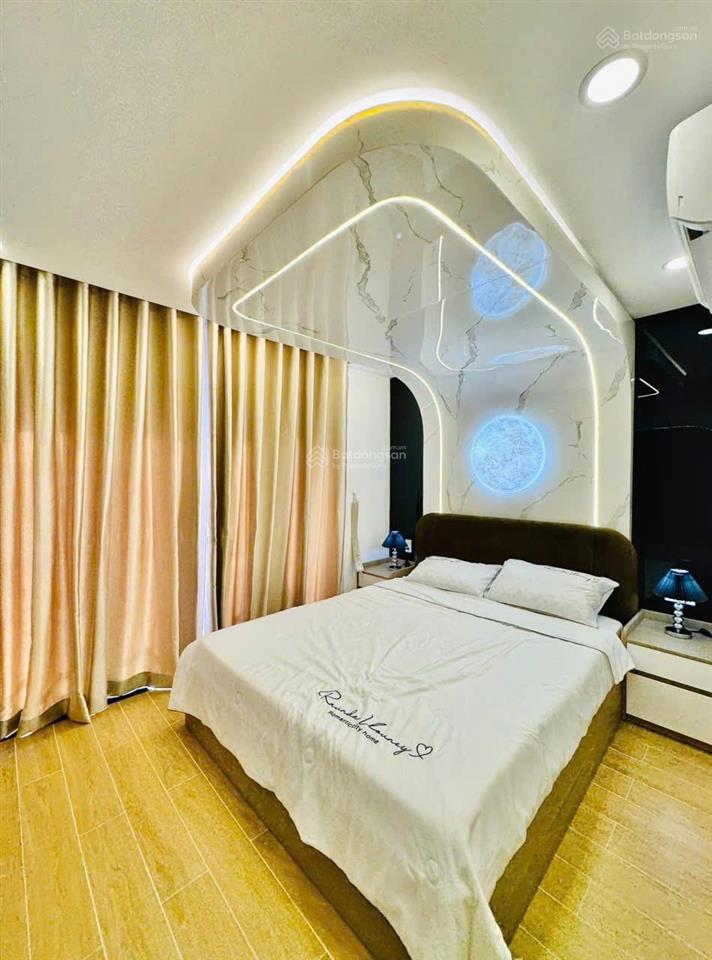Nhà hẻm xe hơi thôngnguyễn văn khối phường 9diện tích 4m x 13m. 3 lầu3 phòng4wc7,4 tỷ