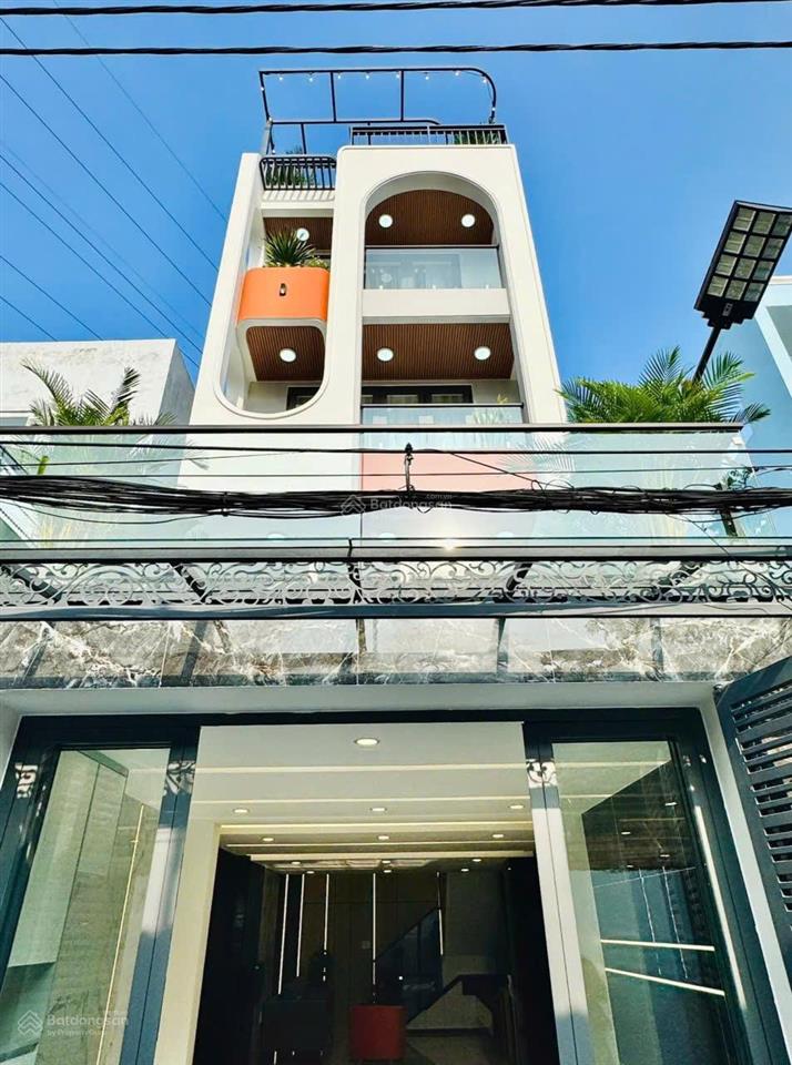 Nhà hẻm xe hơi thôngnguyễn văn khối phường 9diện tích 4m x 13m. 3 lầu3 phòng4wc7,4 tỷ