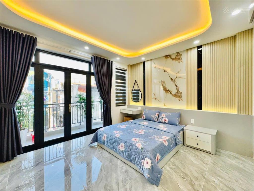 Nhà hẻm 5m thống nhất, phường 11diện tích 4,9mx15m 3 lầu 4 phòng 5wc = 8,2 tỷ
