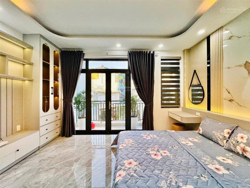 Nhà hẻm 5m thống nhất, phường 11diện tích 4,9mx15m 3 lầu 4 phòng 5wc = 8,2 tỷ
