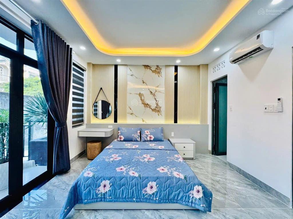 Nhà hẻm 5m thống nhất, phường 11diện tích 4,9mx15m 3 lầu 4 phòng 5wc = 8,2 tỷ