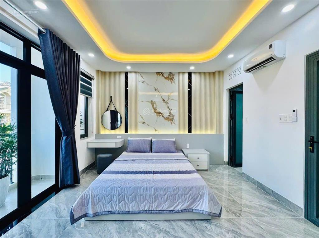 Nhà hẻm 5m thống nhất, phường 11diện tích 4,9mx15m 3 lầu 4 phòng 5wc = 8,2 tỷ