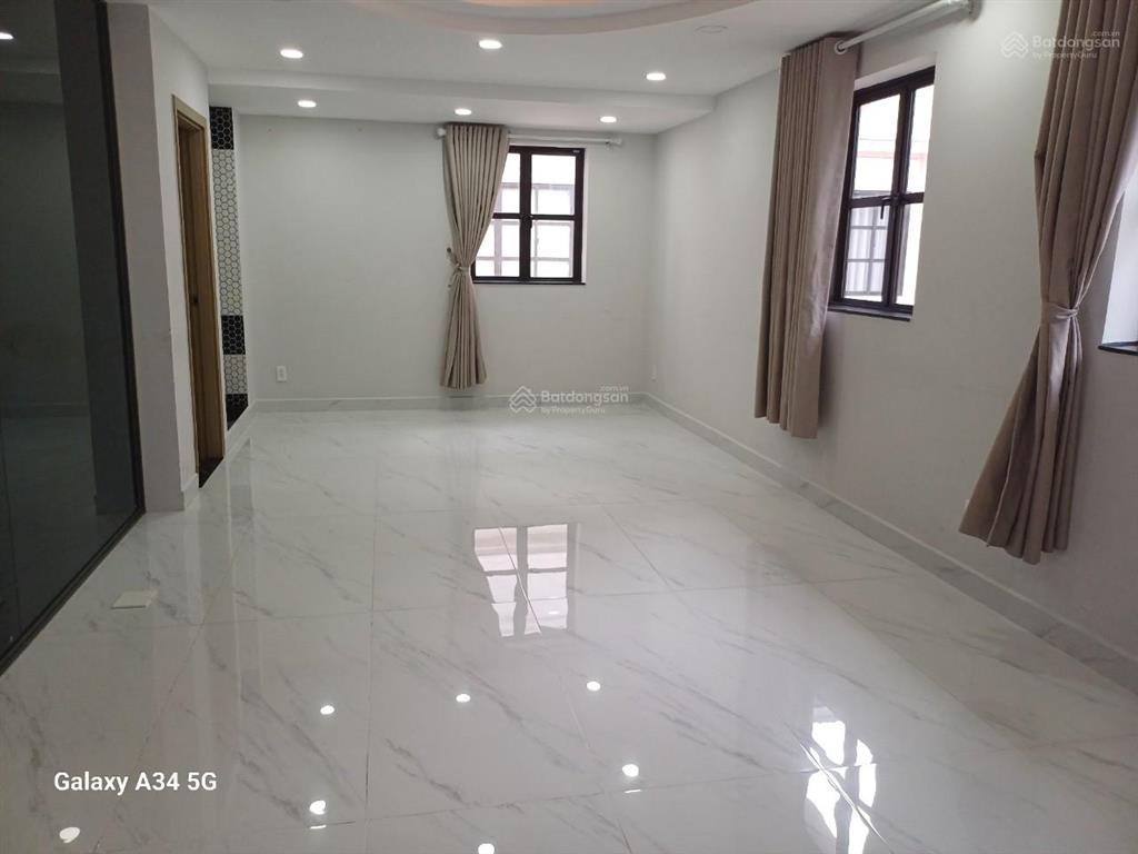 Biệt thự cityland park hills, nguyễn văn lượng phường 10, 14x20m, 4 lầu thang máy, 8 phòng