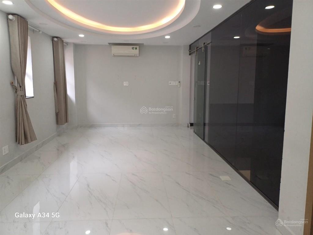 Biệt thự cityland park hills, nguyễn văn lượng phường 10, 14x20m, 4 lầu thang máy, 8 phòng