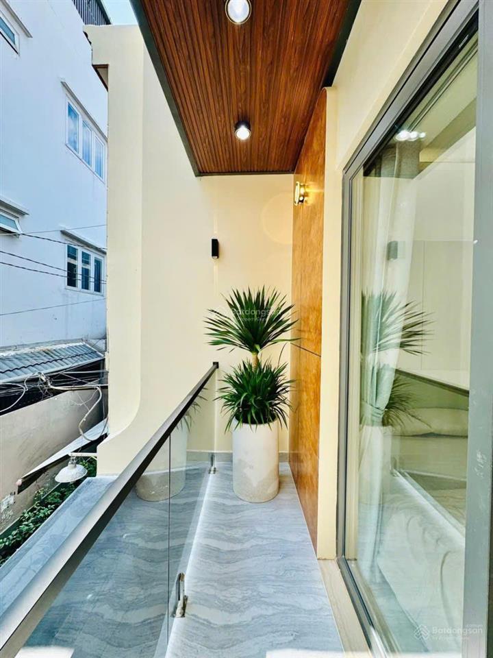 Phan văn trị p10 gò vấp đối diện cityland park diện tích 3,5m x 11m, 2 lầu 3 phòng + 3wc, 6.5 tỷ