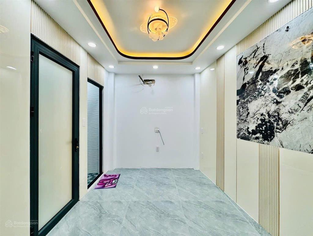 Siêu phẩm quang trung phường 10, 4m x 10m  3 lầu, 4 phòng ngủ, 5wc, 6,5 tỷ