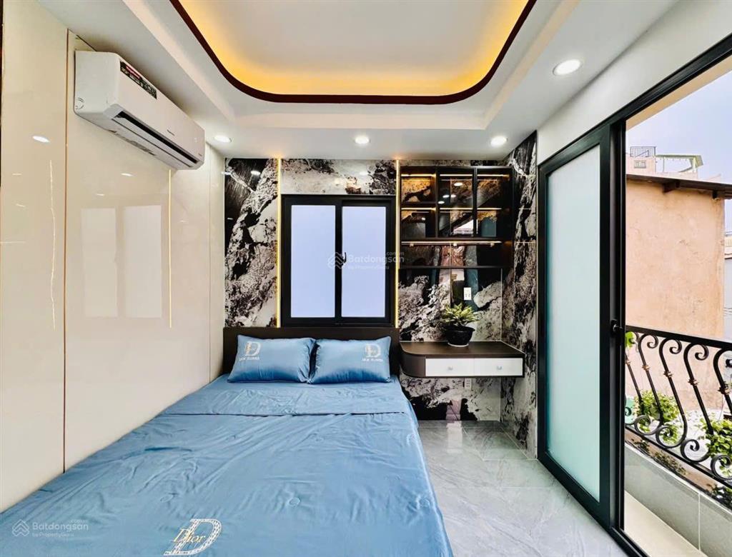 Siêu phẩm quang trung phường 10, 4m x 10m  3 lầu, 4 phòng ngủ, 5wc, 6,5 tỷ