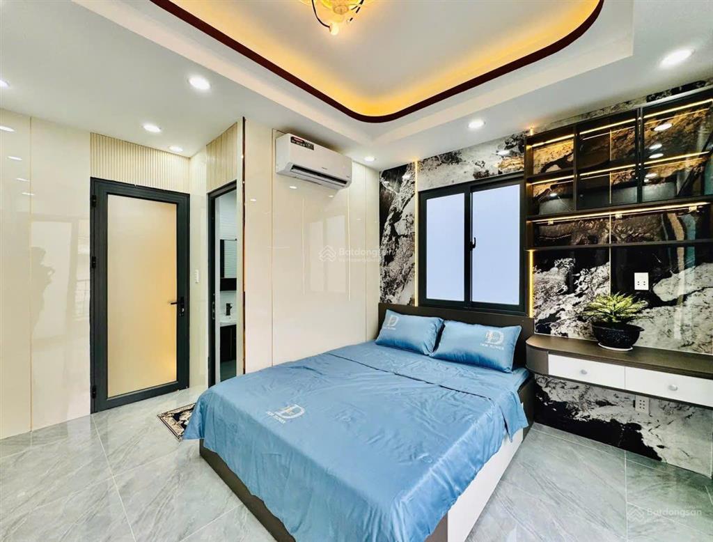 Siêu phẩm quang trung phường 10, 4m x 10m  3 lầu, 4 phòng ngủ, 5wc, 6,5 tỷ