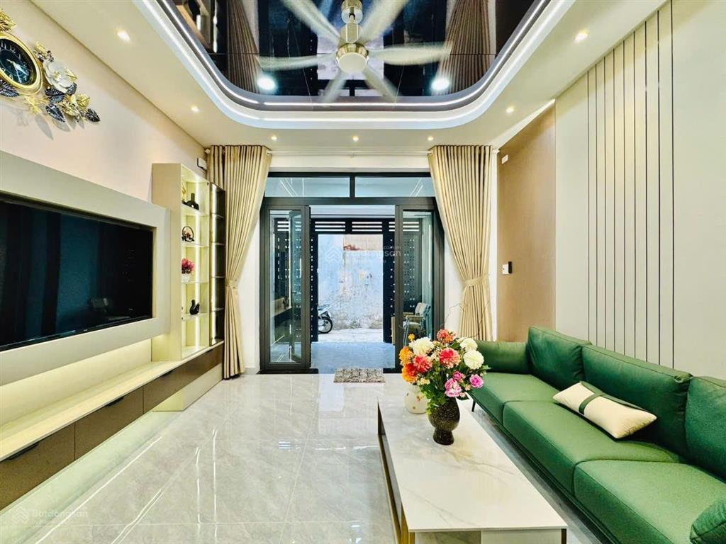 Nhà mới xây nguyễn văn khối, p11 gò vấpdiện tích 4m x 13m (nở hậu 4.2m)3 lầu.4phòng 5wc=6,9 tỷ