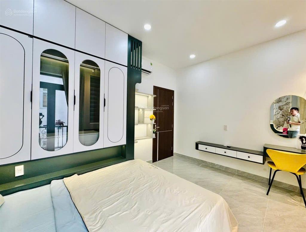 Nhà mới xây nguyễn văn khối, p11 gò vấpdiện tích 4m x 13m (nở hậu 4.2m)3 lầu.4phòng 5wc=6,9 tỷ