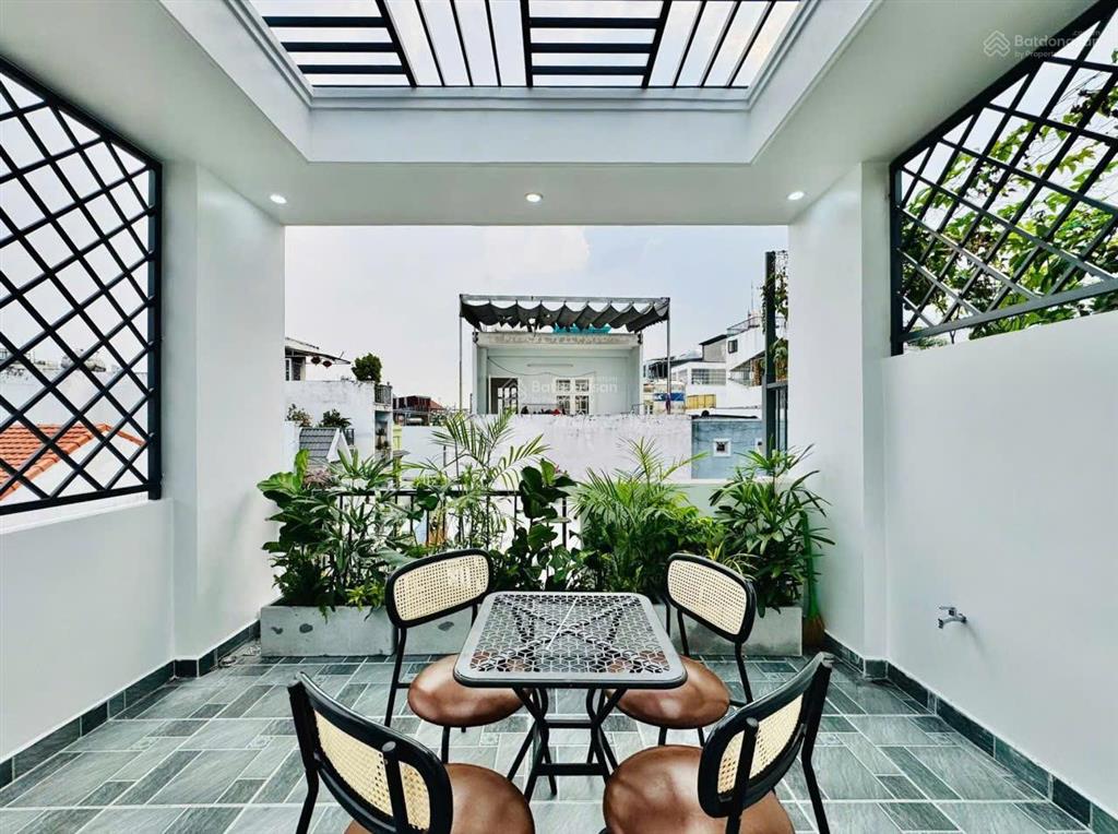 Nhà mới xây nguyễn văn khối, p11 gò vấpdiện tích 4m x 13m (nở hậu 4.2m)3 lầu.4phòng 5wc=6,9 tỷ