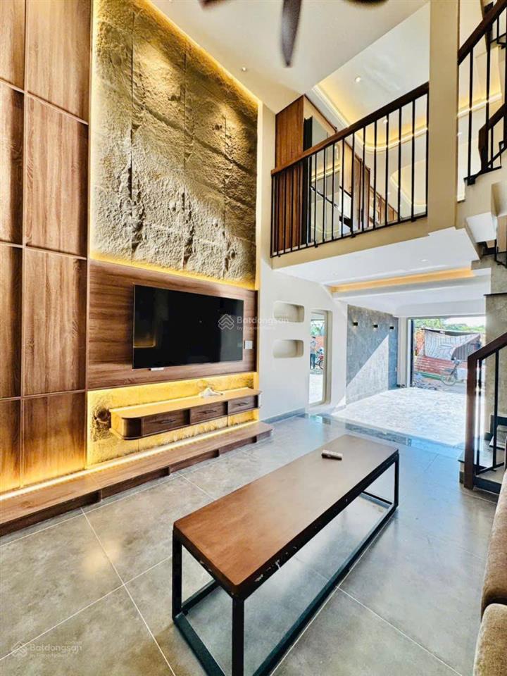 Nhà hẻm 5m khu đồng bộ thống nhất p15, diện tích ngang 4m x dài 11.3m 4 tầng, 3 phòng, 4wc= 7,7 tỷ
